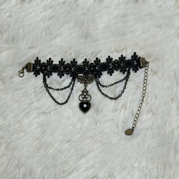 Gothic Victorian Style Black Crochet Lace Heart Drop Dangle Chain Bracelet - Picture 3 of 6